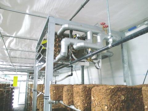 ハウス内の暖房と冷蔵の設備